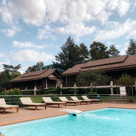 Phubachiang Golf & Resort Pakse Εξωτερικό φωτογραφία