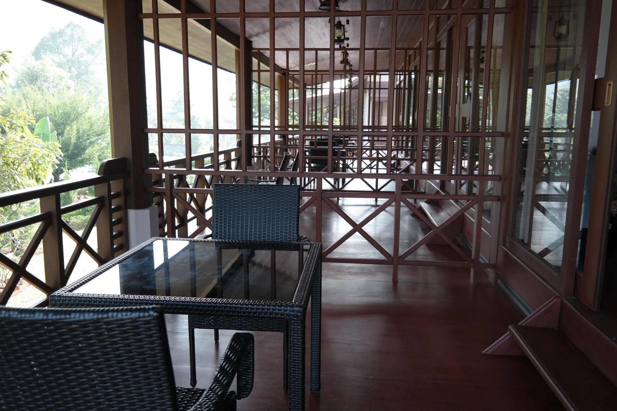 Phubachiang Golf & Resort Pakse Εξωτερικό φωτογραφία